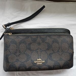 Coach Signature Walnut Black and Brown Wristlet